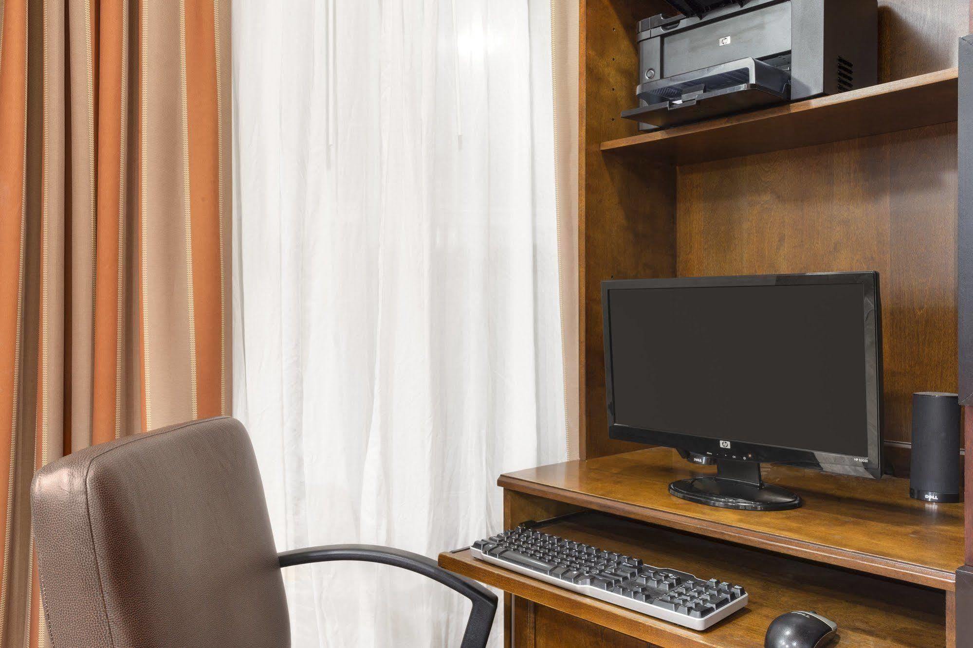 Country Inn & Suites By Radisson, Elk Grove Village-Itasca Exteriör bild